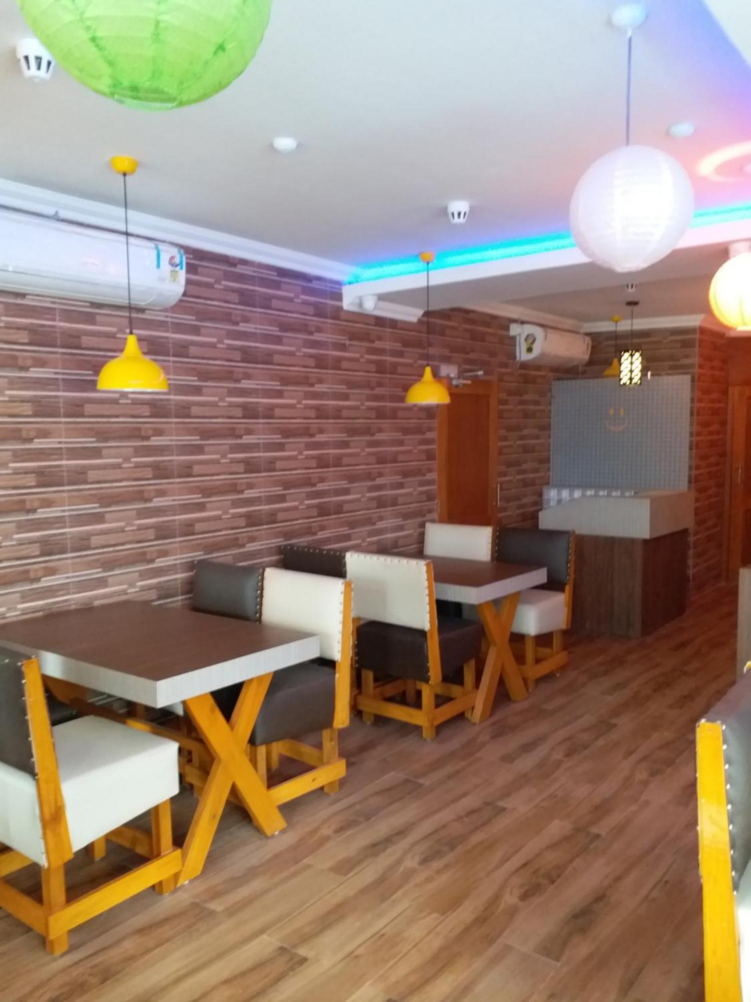 Hotel Mahalaxmi Indo Myanmar Guwahati Exterior foto
