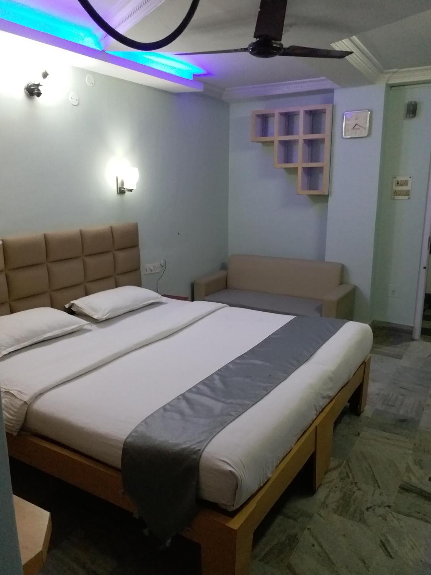 Hotel Mahalaxmi Indo Myanmar Guwahati Exterior foto